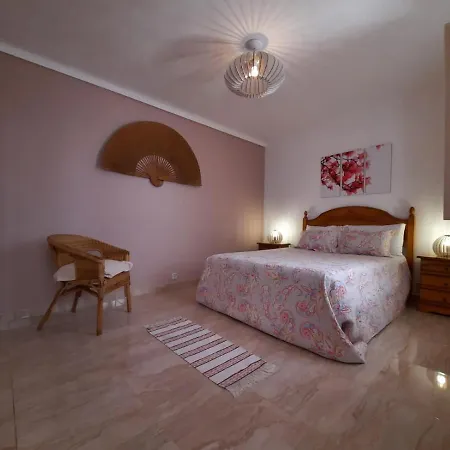 Casa Arroyo - Rosa & Nispero